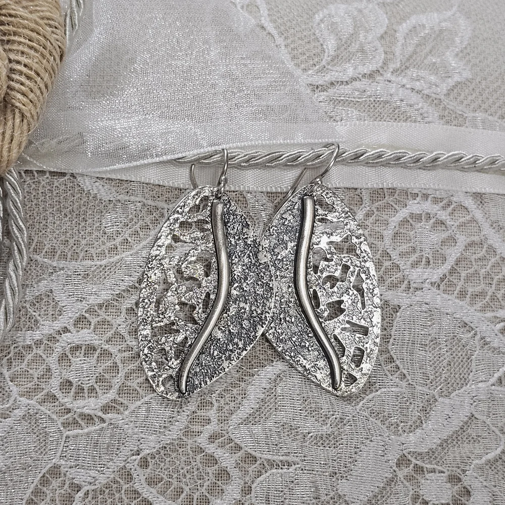 Silpada Silver Leaf Drop Earrings 925 Silver - Picture 6 of 13